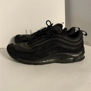 Nike Air Max 97 Ultra 17 SE Triple Black Size 11 Sneakers Shoes 918356-002